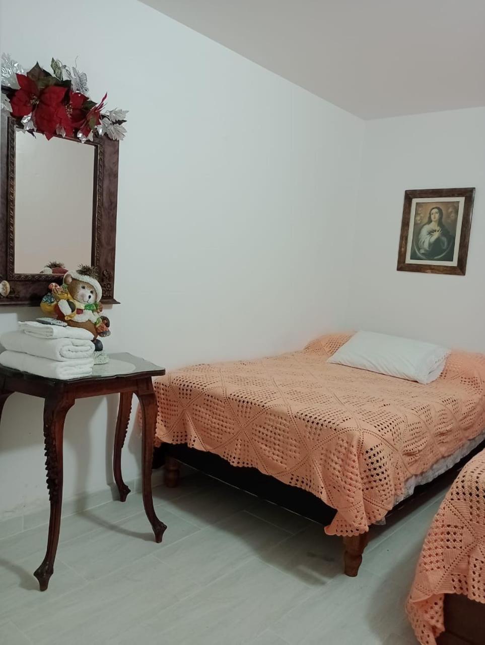 Hostal Famihotel Fundadores Jardín Esterno foto