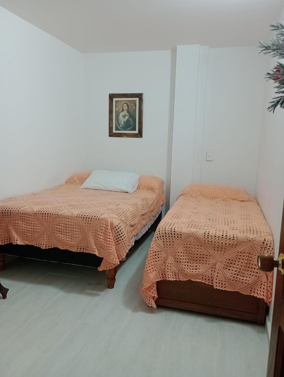 Hostal Famihotel Fundadores Jardín Esterno foto
